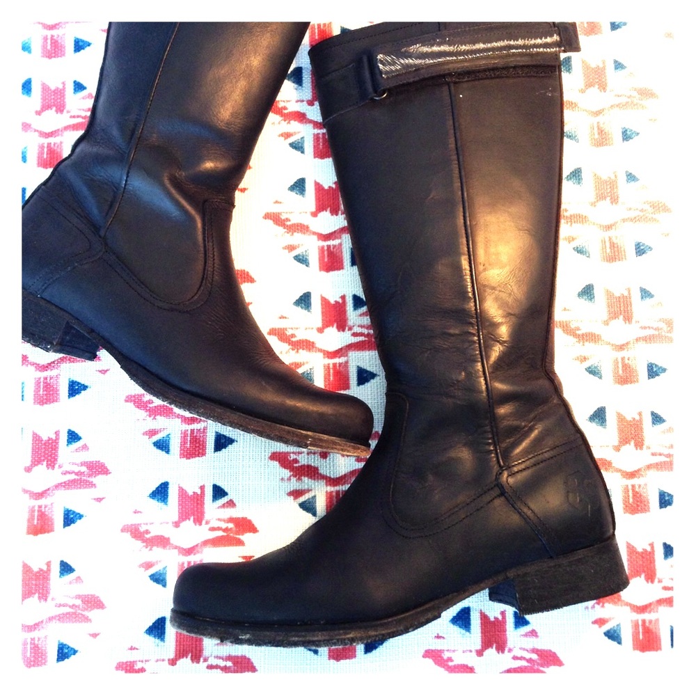 U Roads Eco-Friendly Black Leather Knee Boot